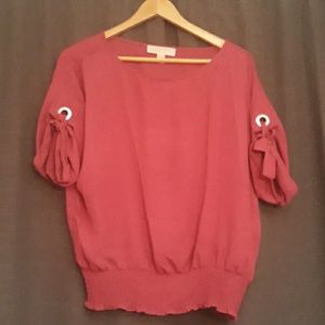 NBW Michael Kors fusia blouse.